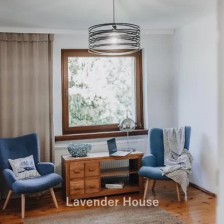 Lavender House Apartman