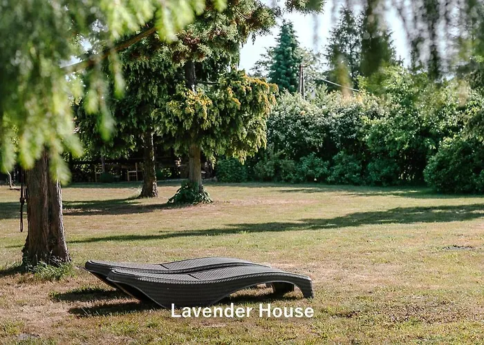 Lavender House Apartment *